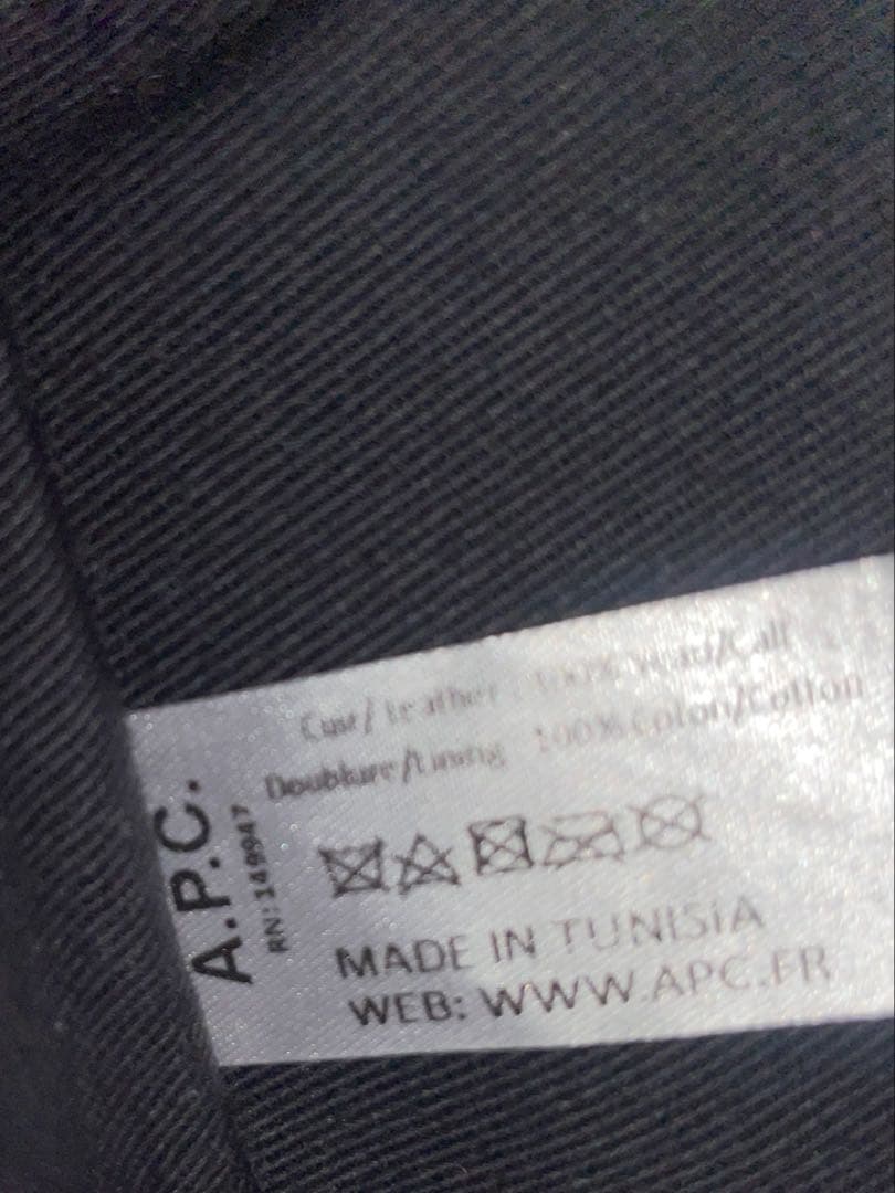 【A.P.C】 SAC GENEVE 牛革　黒　ブラック　ショルダー　レザー