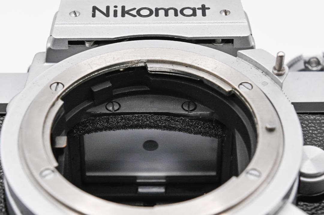 Nikomat フィルム一眼レフカメラ 28/3.5レンズ&レザーカバー付き