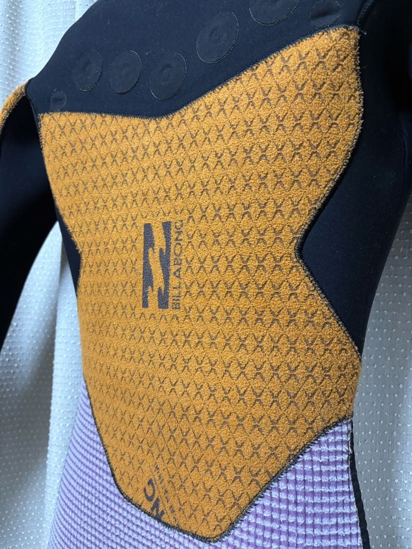 BILABONG(ビラボン) 5×3mm セミドライ レディースMサイズ相当