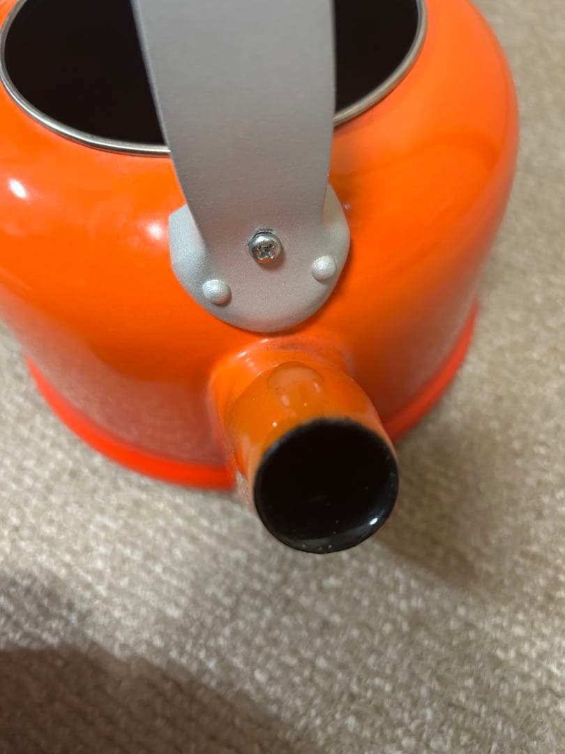 新品未使用　ル・クルーゼ ケトル 2.1Lアルミダイキャストハンドル