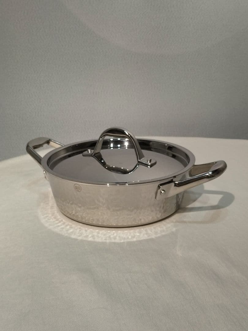 シュテルン　ドイツ　キャセロール　両手鍋　ステンレス　24ｃｍ