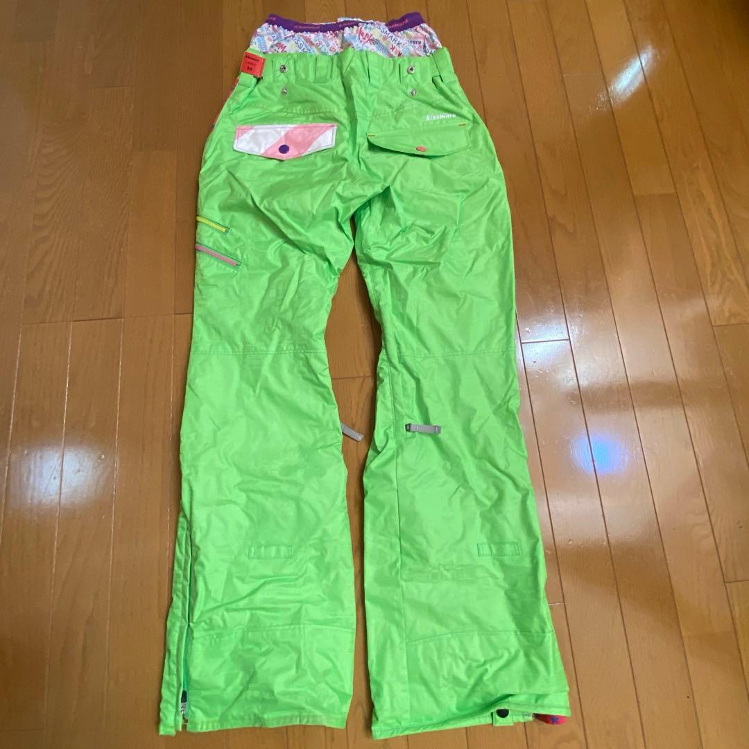 美品　Kissmark キスマーク　スキー　スノーボード　ウェア　Ｍ