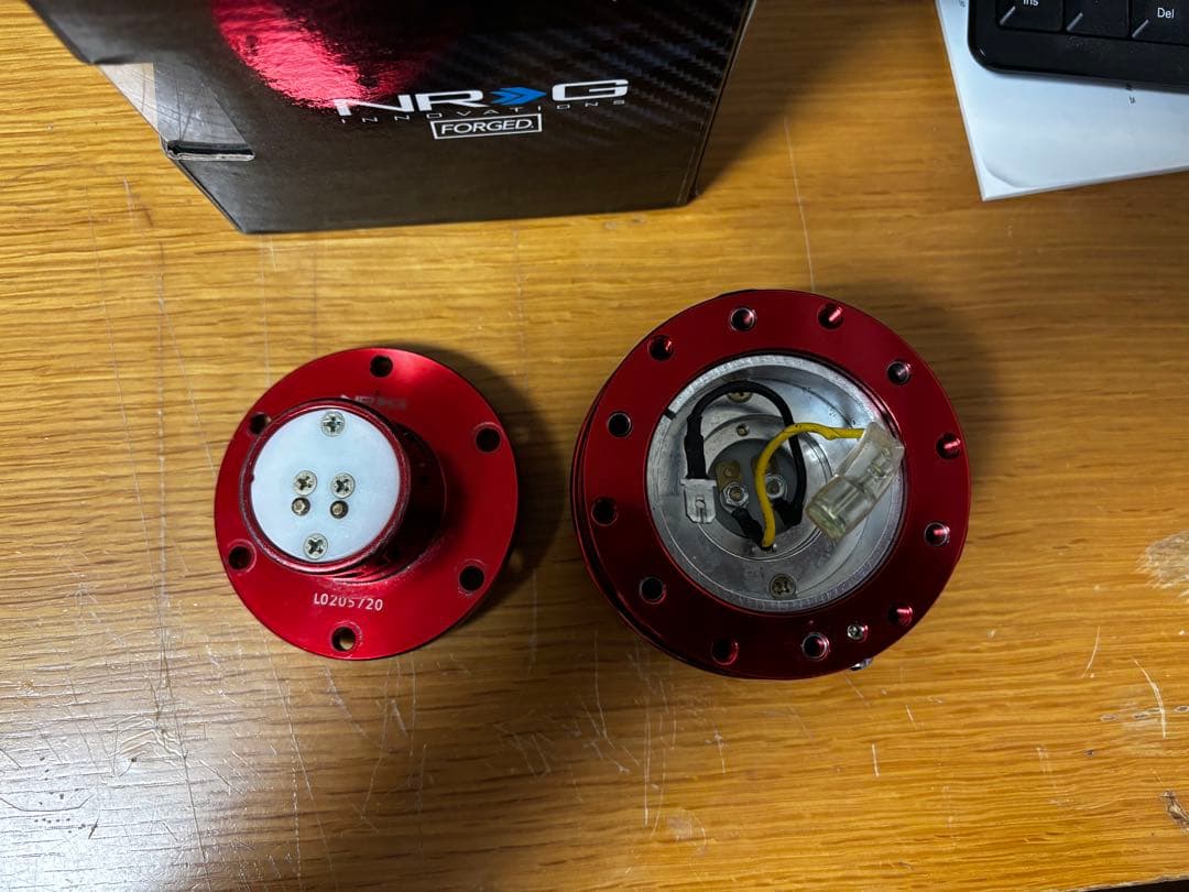 NRG クイックリリース gen2.0 レッド レンチン