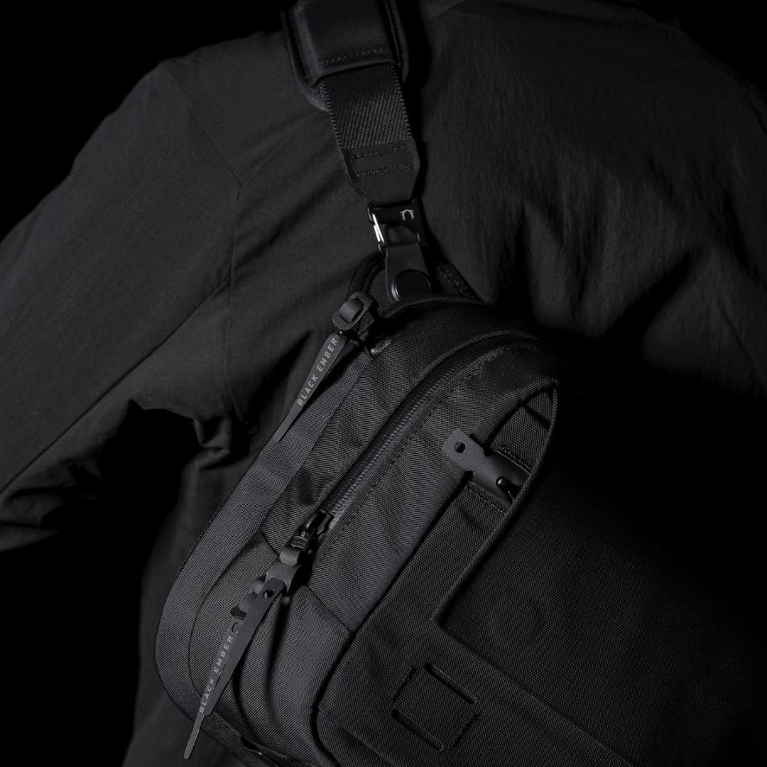 か*い様 【新品未使用】 Black Ember GRIP SLING 12