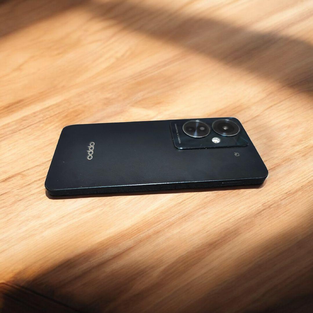 OPPO Reno11 A 128GB/8GB 画面ひび