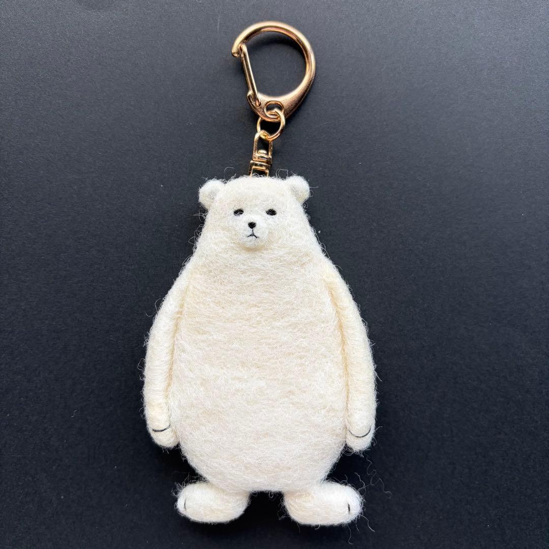 【☆Ted様☆】羊毛フェルトキーホルダー　シロクマ　ハンドメイド