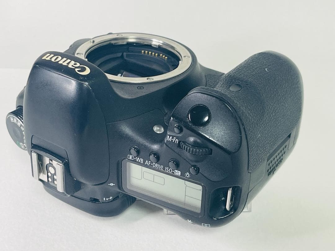 Canon キヤノン EOS 7D デジタル一眼レフ カメラ 動作未確認