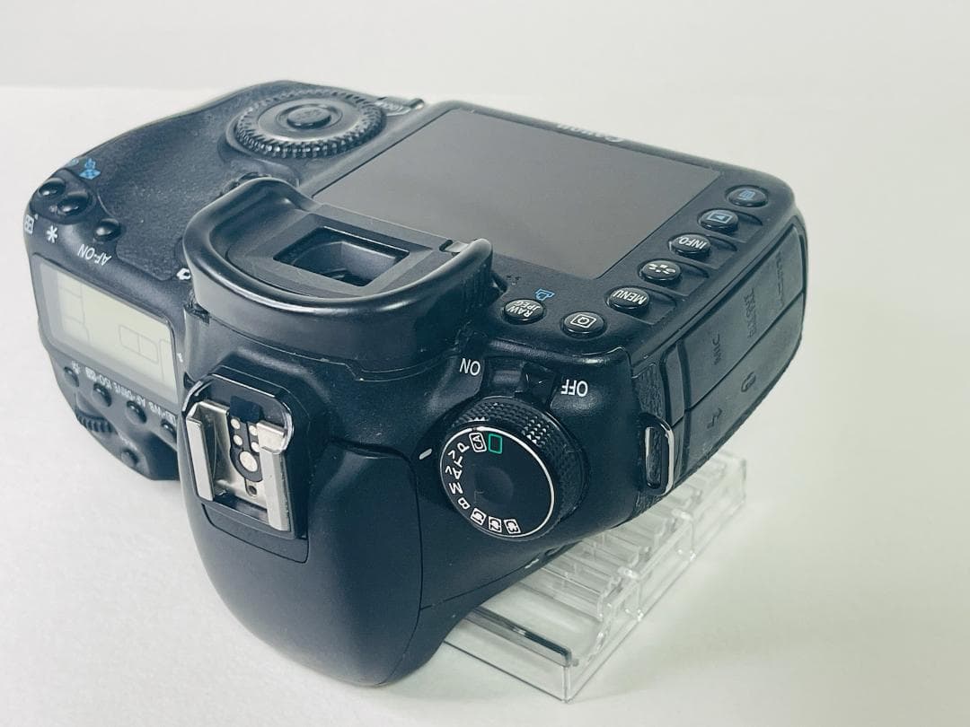 Canon キヤノン EOS 7D デジタル一眼レフ カメラ 動作未確認