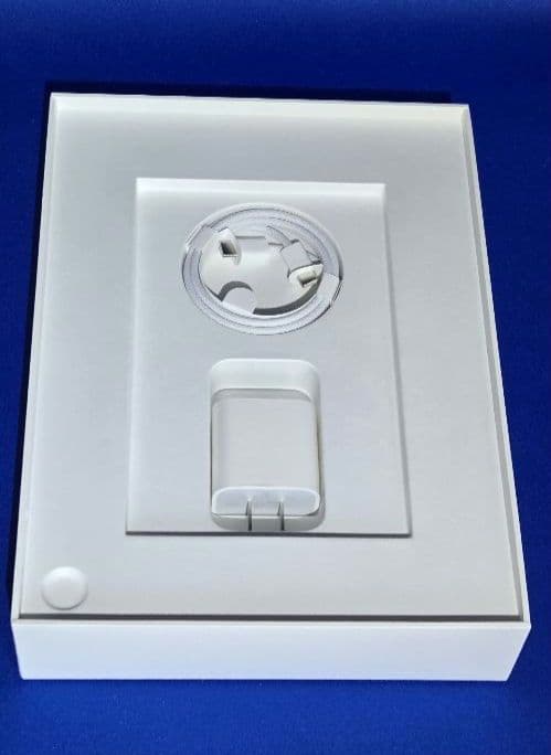 iPad【第10世代】64GB WIFI ブルー 本体 付属品あり