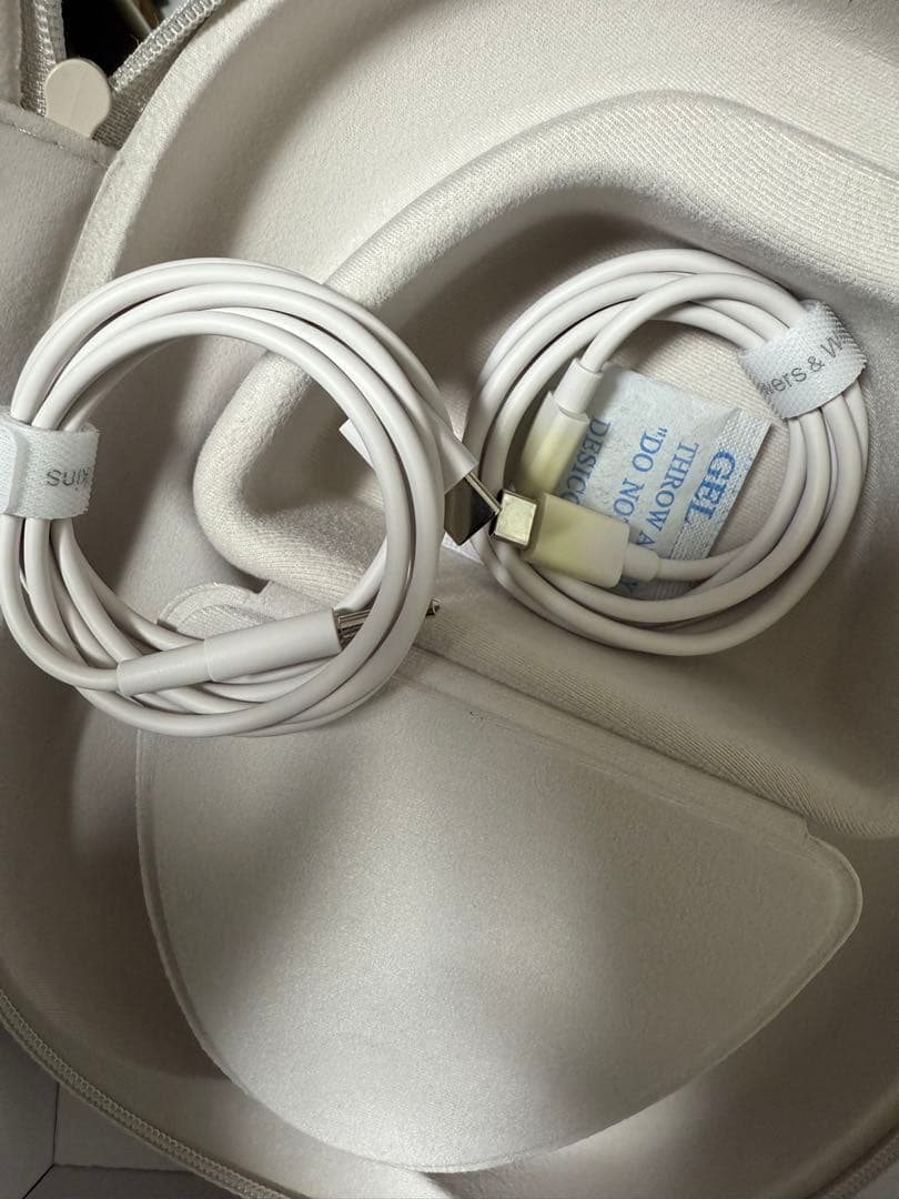 Bowers & Wilkins ワイヤレスヘッドホン