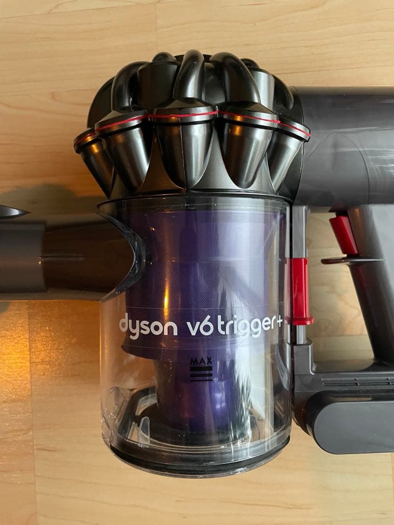 ダイソン　クリーナー　ハンディ　コードレス　V6 trigger+