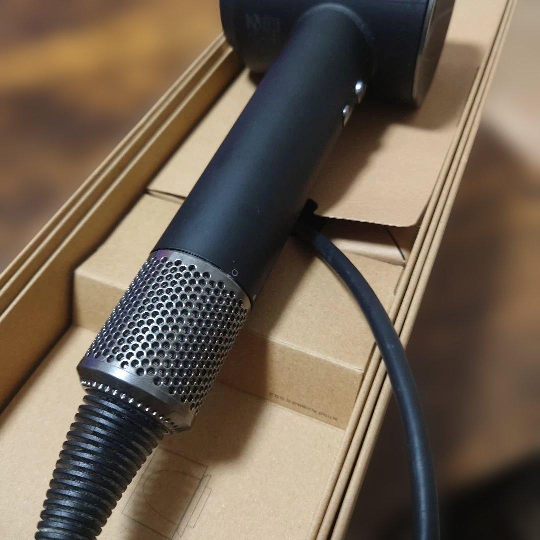 Dyson Supersonic HD08ヘアドライヤー ブラック