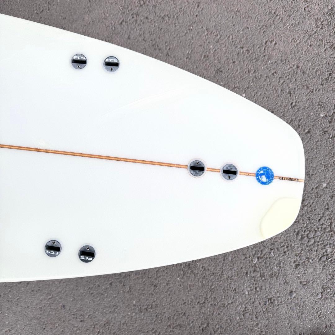 サーフボード　8’0ft ミッドレングス　テイクオフ鬼速　楽しいボード　動きます