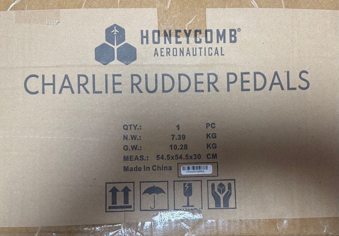 PC用ゲームコントローラー・コンバーター Honeycomb CHARLIE RUDDER PEDALS