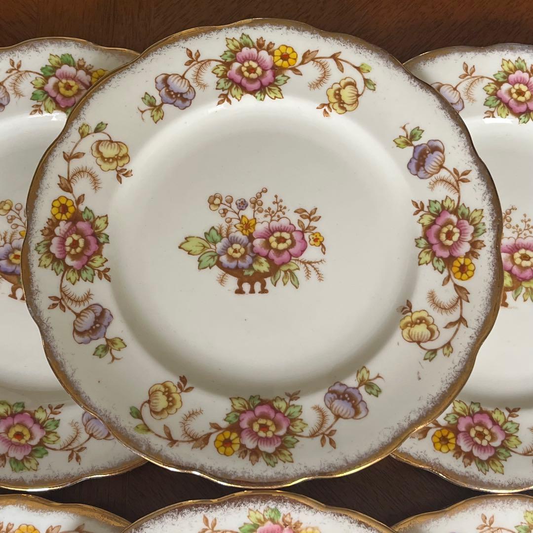 【英国ビンテージ】ロイヤルアルバート・クラウンチャイナ★カメリア★ケーキ皿6枚