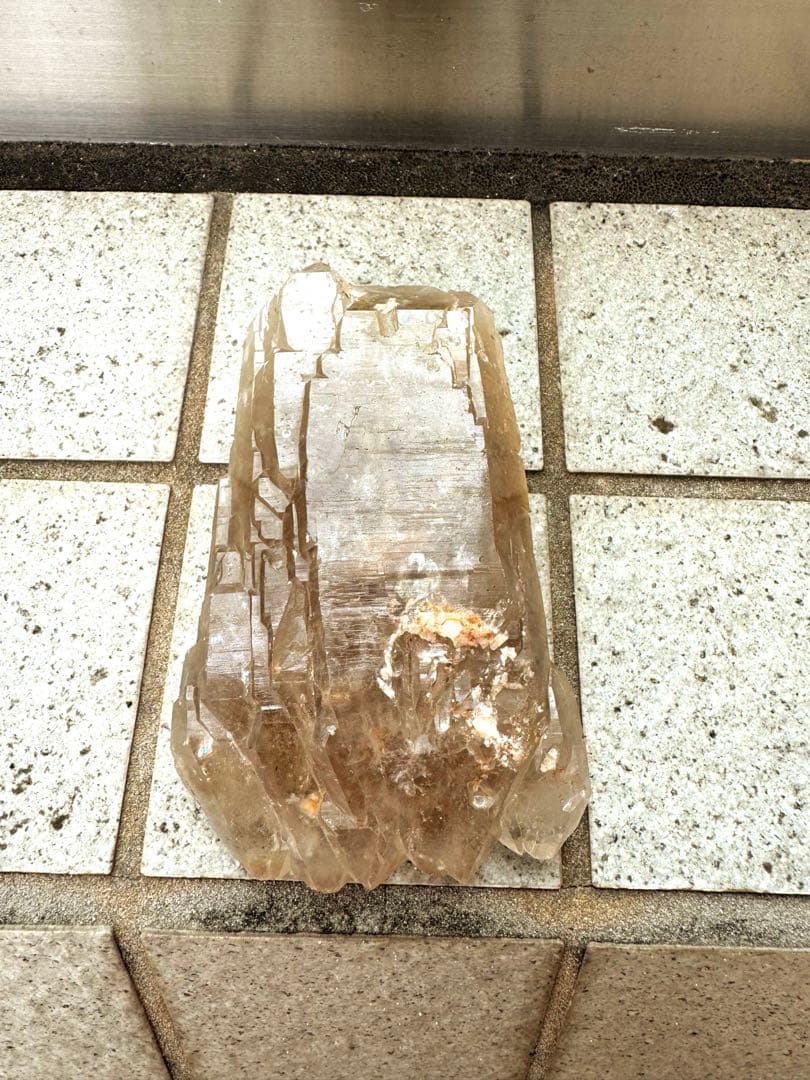 ブラジル・ミナスジェライス州セ ラ・デ・カブラル産レムリアン水晶