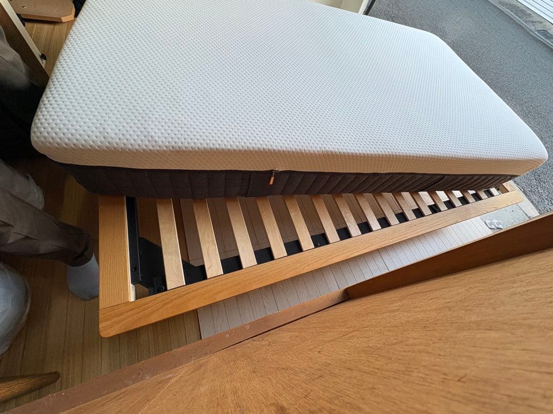 【引取or関西直配送】美品　エマ・スリープ　プレミアムV2 セミダブル