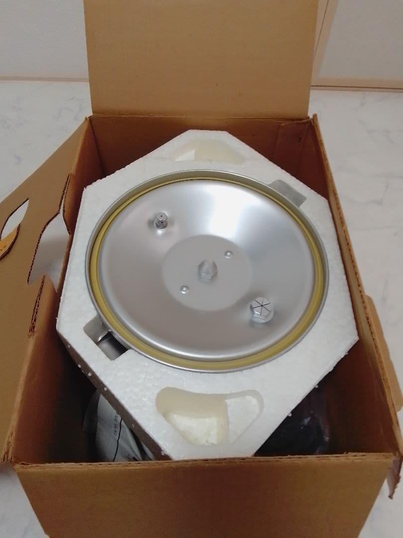 ☆未使用☆ 理研 圧力鍋 6L 1升 アルミ製 両手鍋