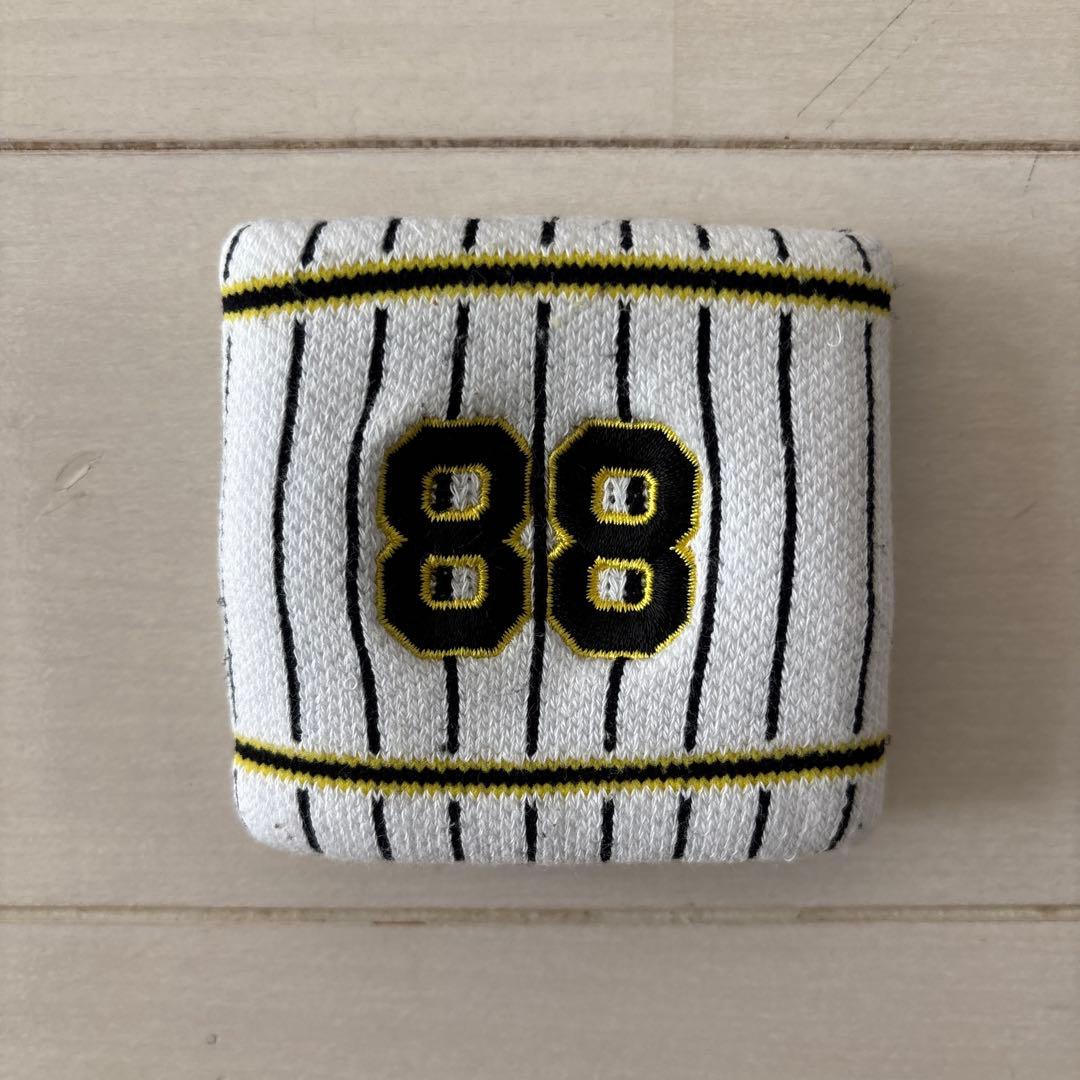 阪神タイガース　直筆サイン入りレプリカユニフォームＬ（美品）＆応援Ｔシャツセット