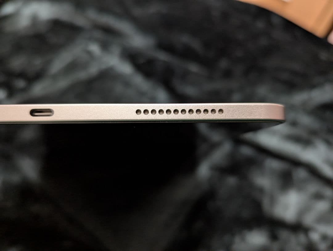 iPad Air (M3) 128gb WiFiモデル　スペースグレイ