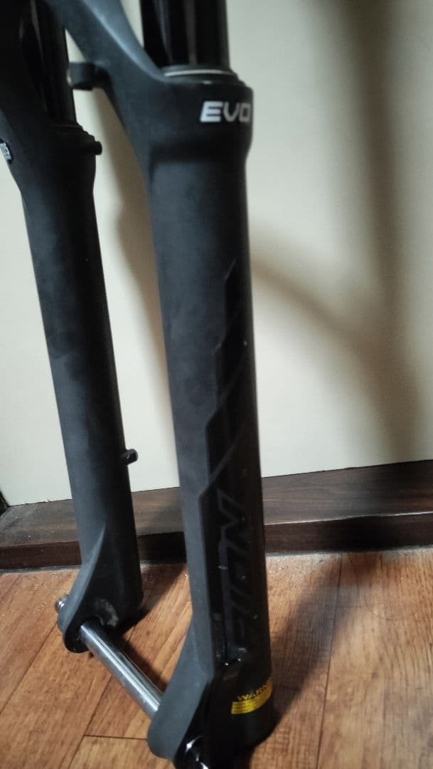 【送料無料】 SR SUNTOUR AION 160mm boost 27.5