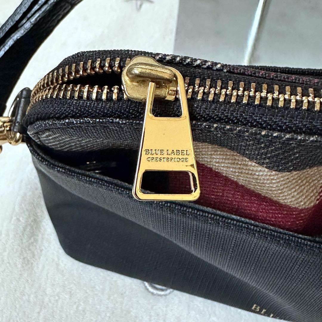 ブルーレーベルクレストブリッジ　ショルダーバッグ　CBチェック　ゴールド金具　黒