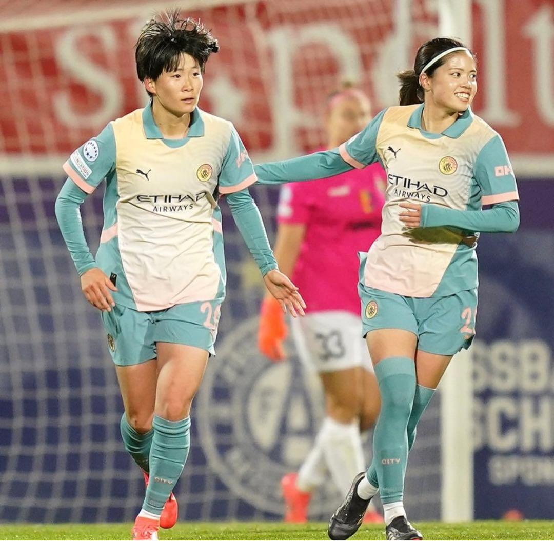 新品PUMAプーママンチェスターシティ4thユニフォームSサイズMサイズ