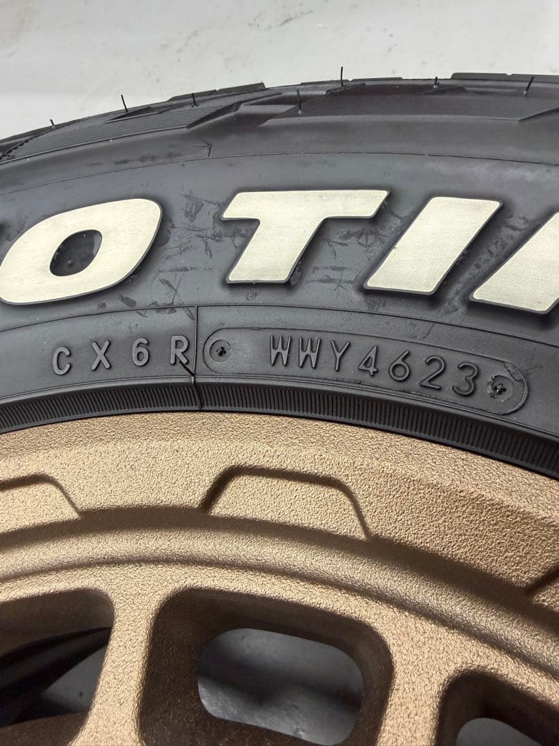 ウェッズ マッドヴァンス X type F 16インチ ホイールタイヤセット