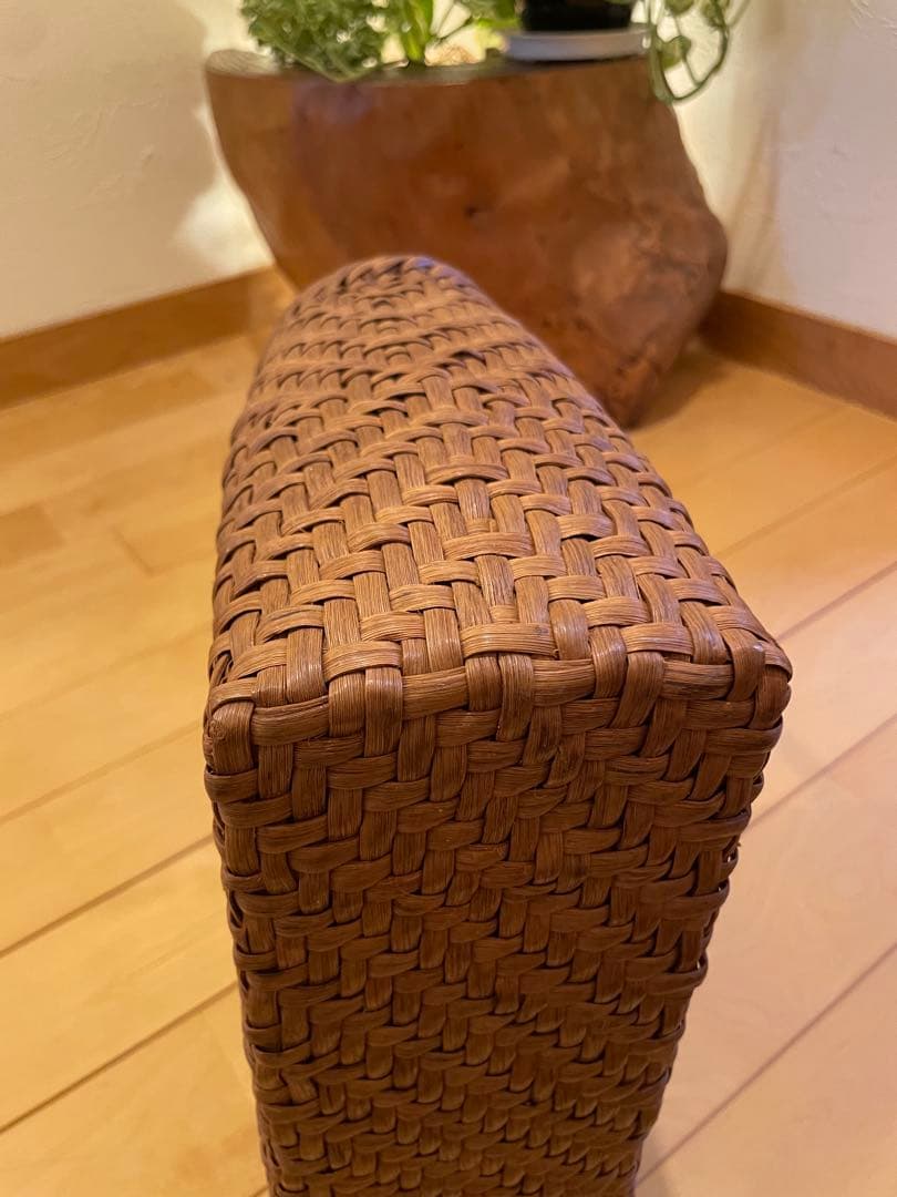 国産　信州山葡萄籠バッグ　内布付き　網代編み　保護猫支援