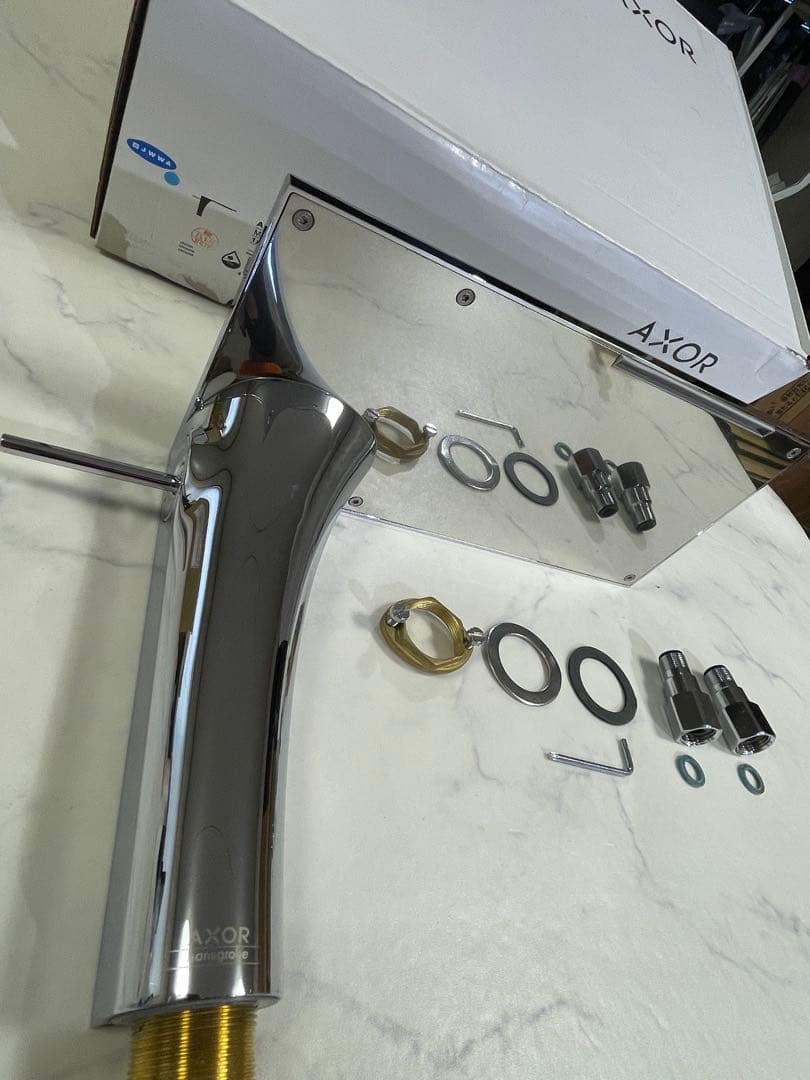 シングルレバー洗面混合水栓