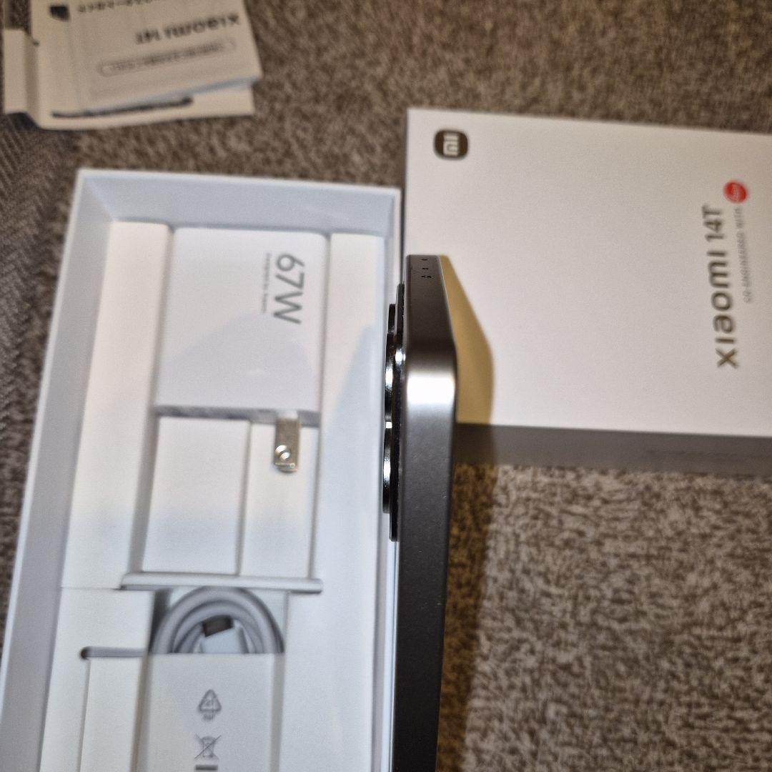美品　Xiaomi 14T XIG07SHA チタングレー 12GB/256GB