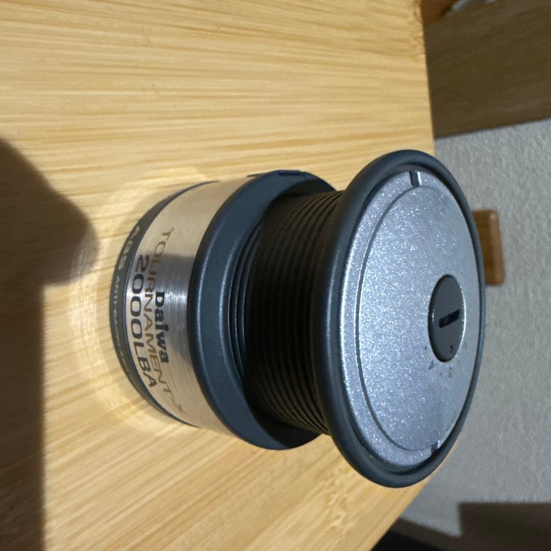 リール Daiwa TOURNAMENT-X 2000LBA