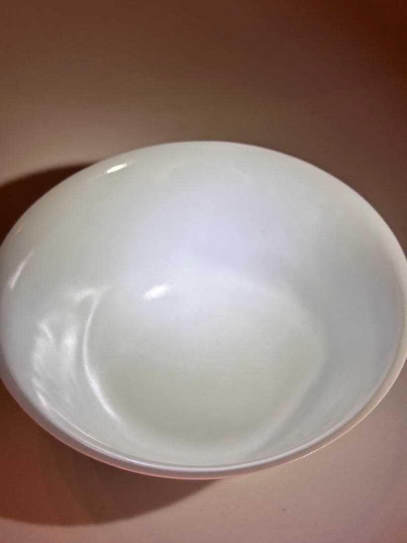 清時代　暗刻 二龍戯珠 龍紋 碗　白釉　中国古美術　時代物