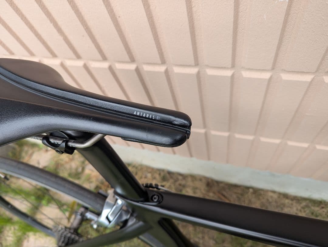 ROCKBROS ロードバイク カーボン 軽量 ヒルクライム R7000 105