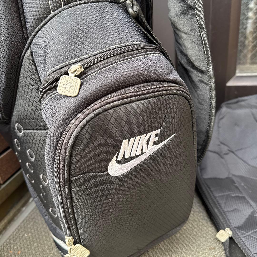 良品！Nike スタイリッシュキャディバッグ ブラック