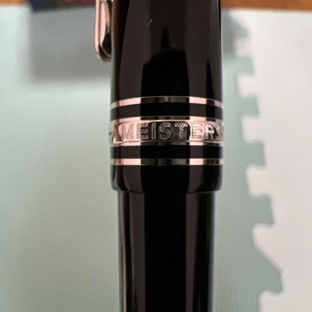 モンブラン　マイスターシュテュック　プラチナ　ミッドサイズボールペン