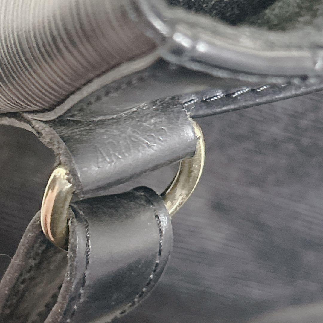 ルイヴィトン エピ ノエ レザー ショルダーバッグ ブラック シリアルあり