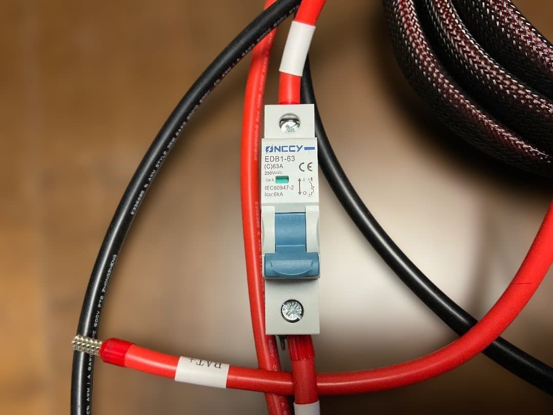 BLUETTI CHARGER1 DC-DCチャージャー1