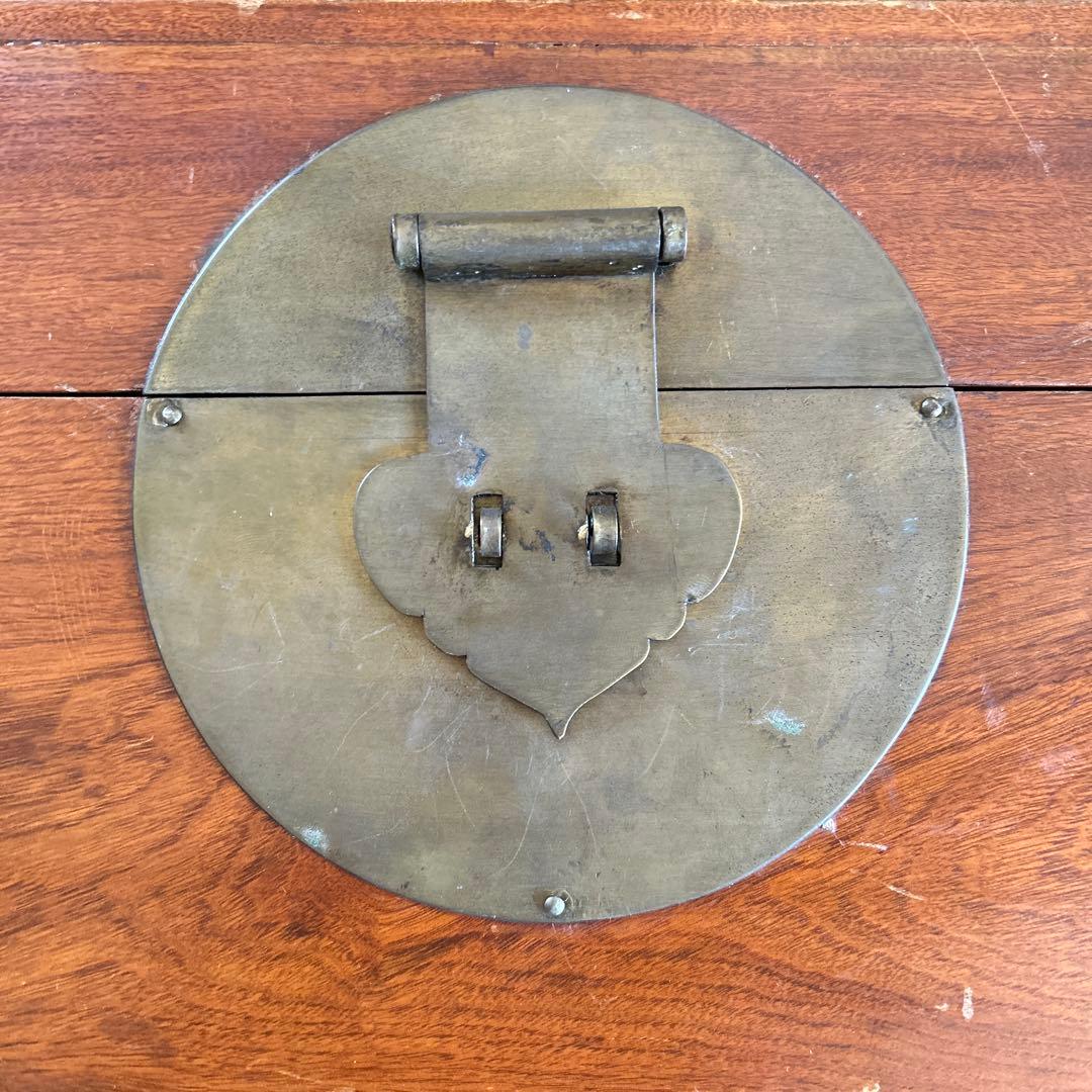 旧家蔵(清時代)樟木？黄花梨？貴重家具大木箱　蔵書画大木箱　珍しいコレクション