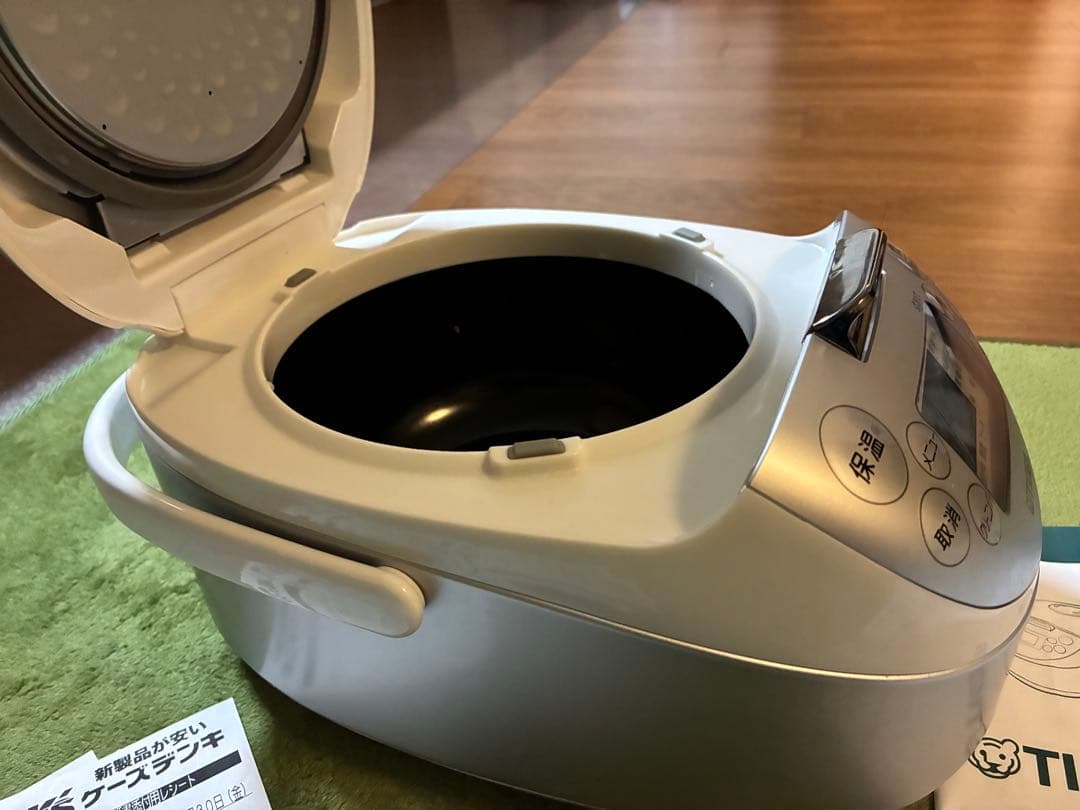 TIGER 炊飯器 3合炊　25年製　jpg-g055