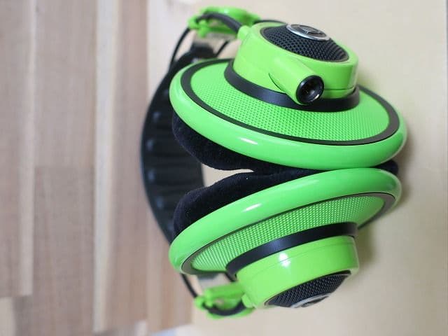 AKG Q701 ヘッドホン(グリーン)