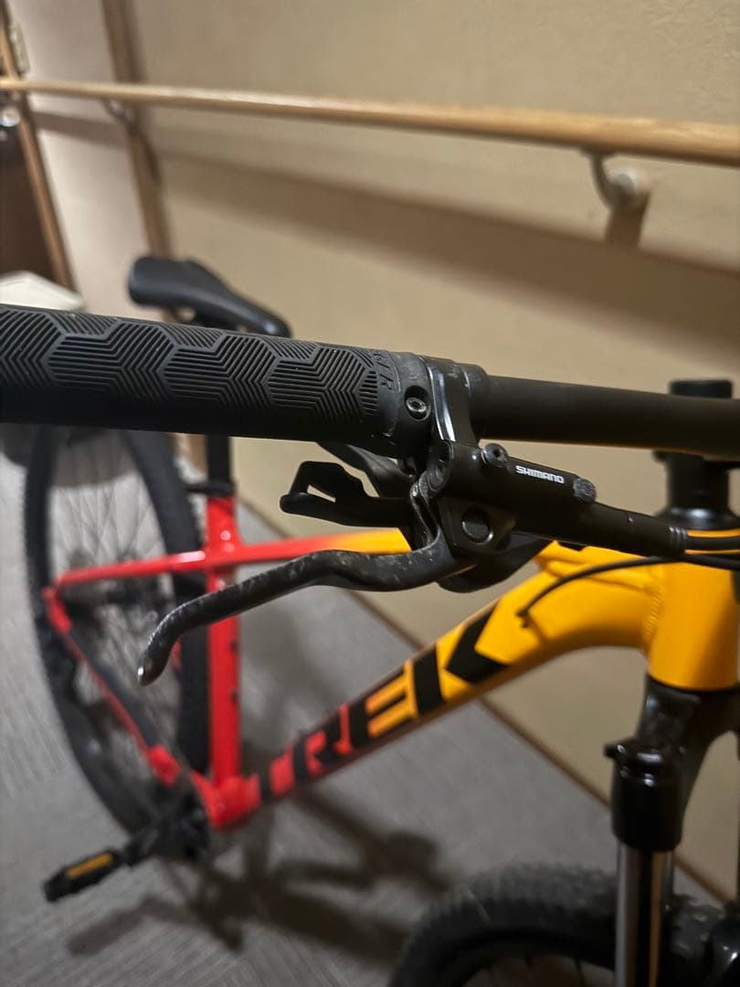 自転車本体 Trek Marlin 7