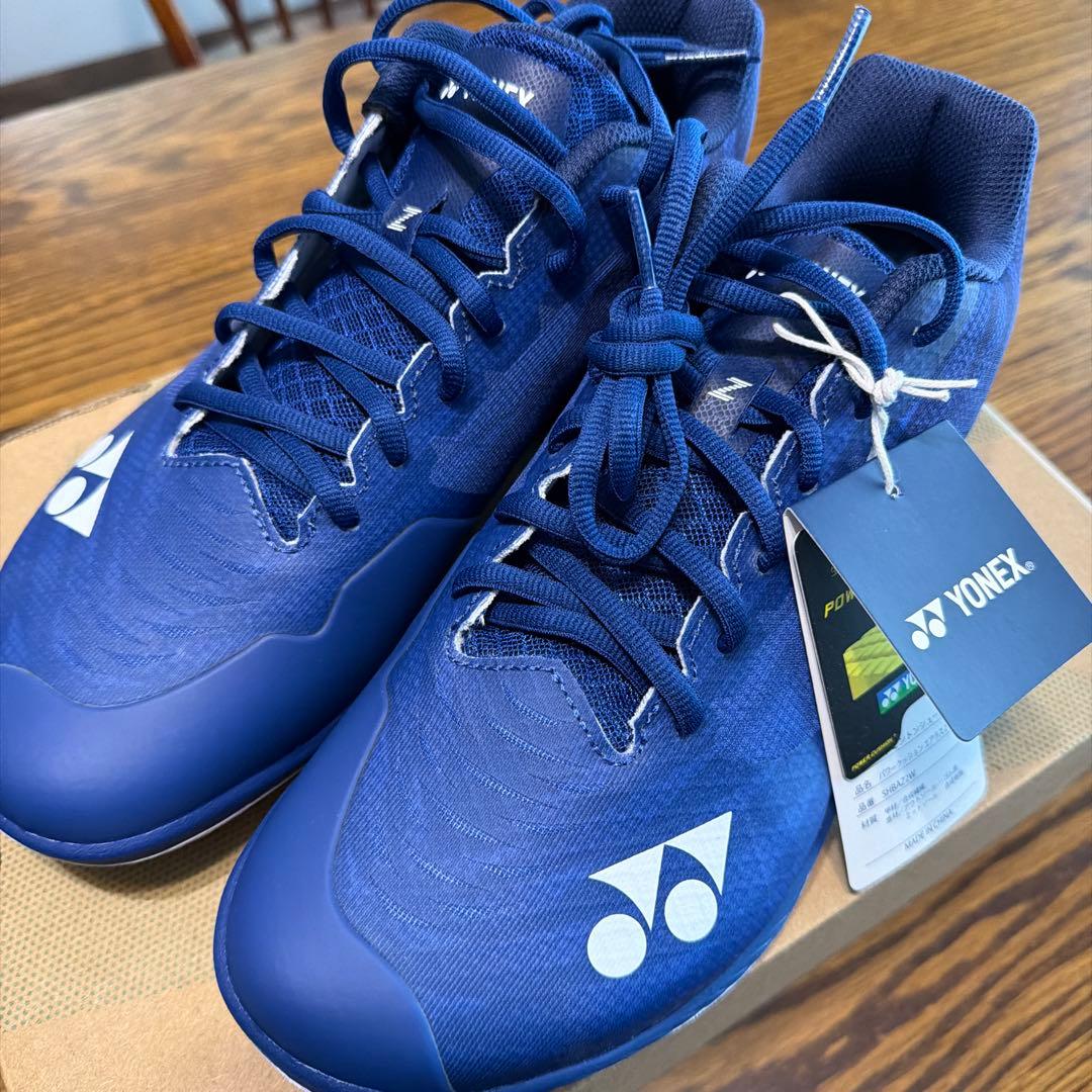 ヨネックス パワークッション エアラスZワイド バドミントンシューズ27.0