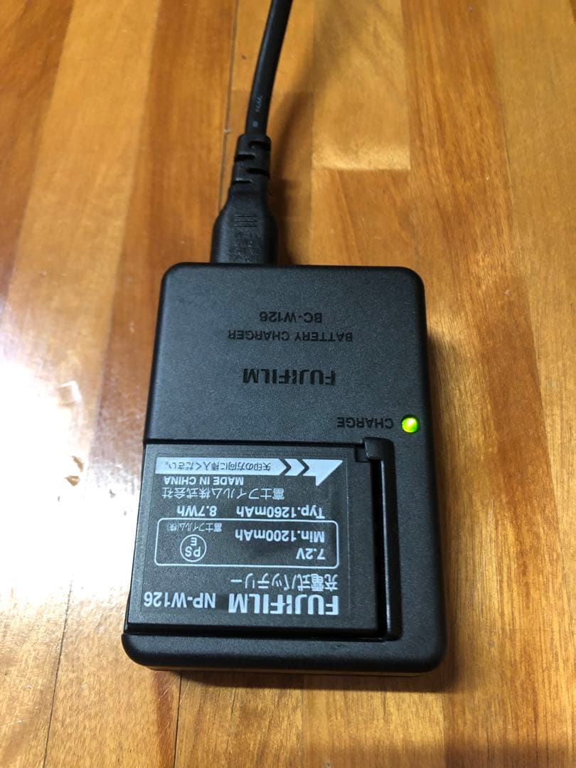 FUJIFILM FinePix HS30EXR 充電器あり