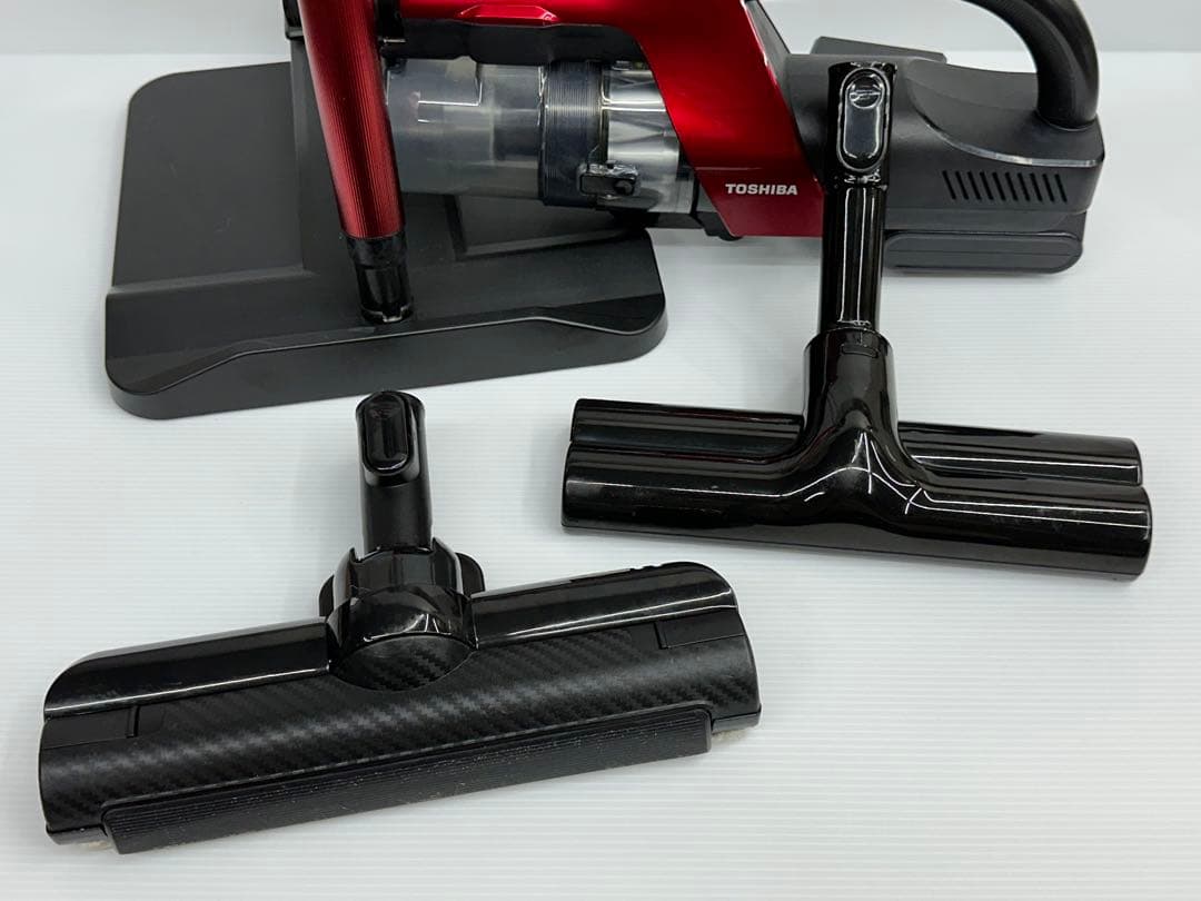 VC-CLX50 東芝　コードレス 掃除機　セット　中古　スティック　赤