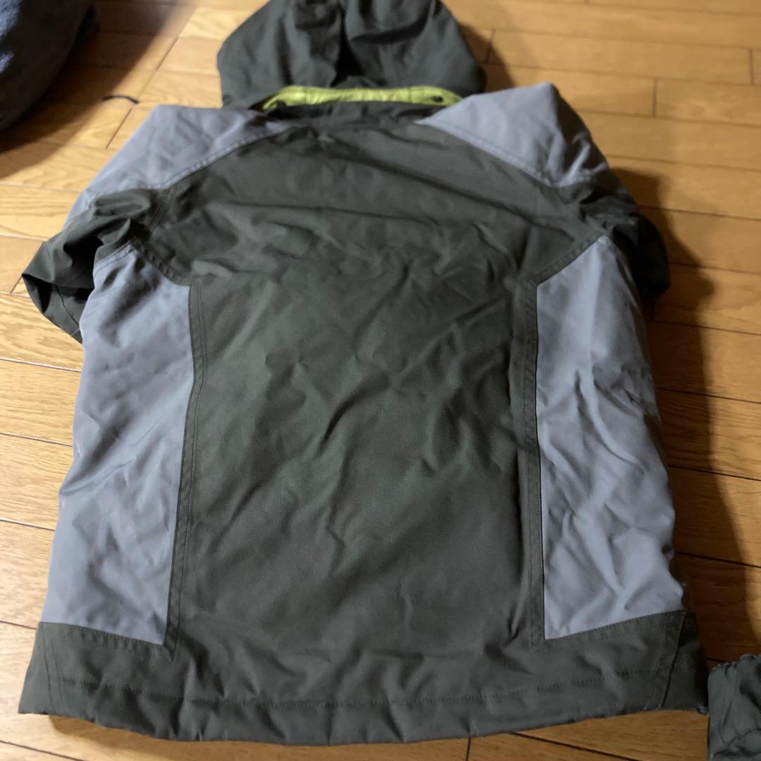 patagonia 子ども用スキーウェア オリーブグリーン　サイズM（10）