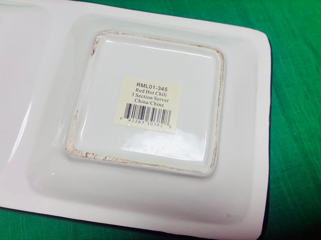 STUDIO NOVA のレッドホットチリ皿⭐︎