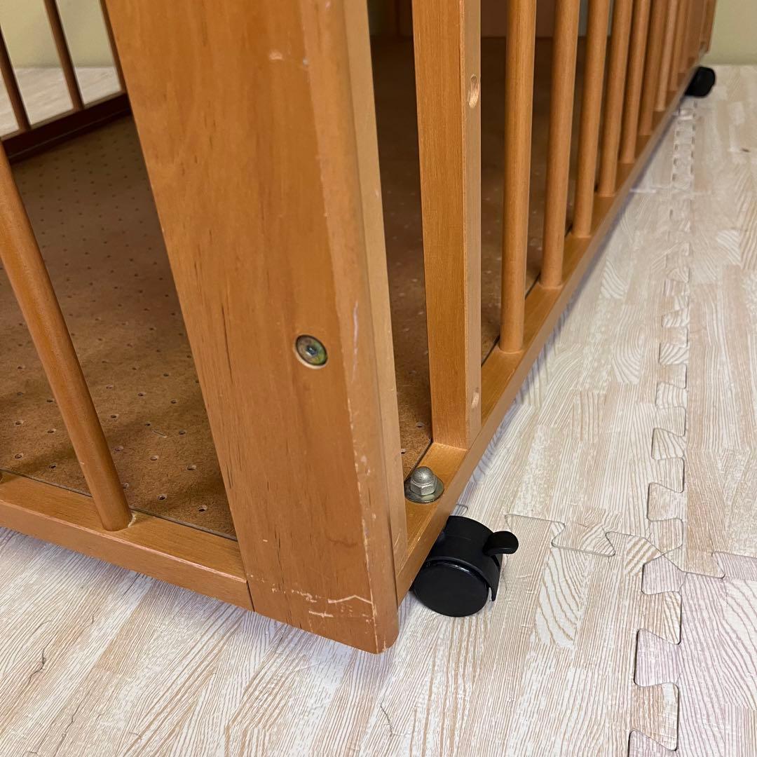 ☆除菌清掃済☆　カトージ　くまのプーさん　ベビーベッド　ライトブラウン