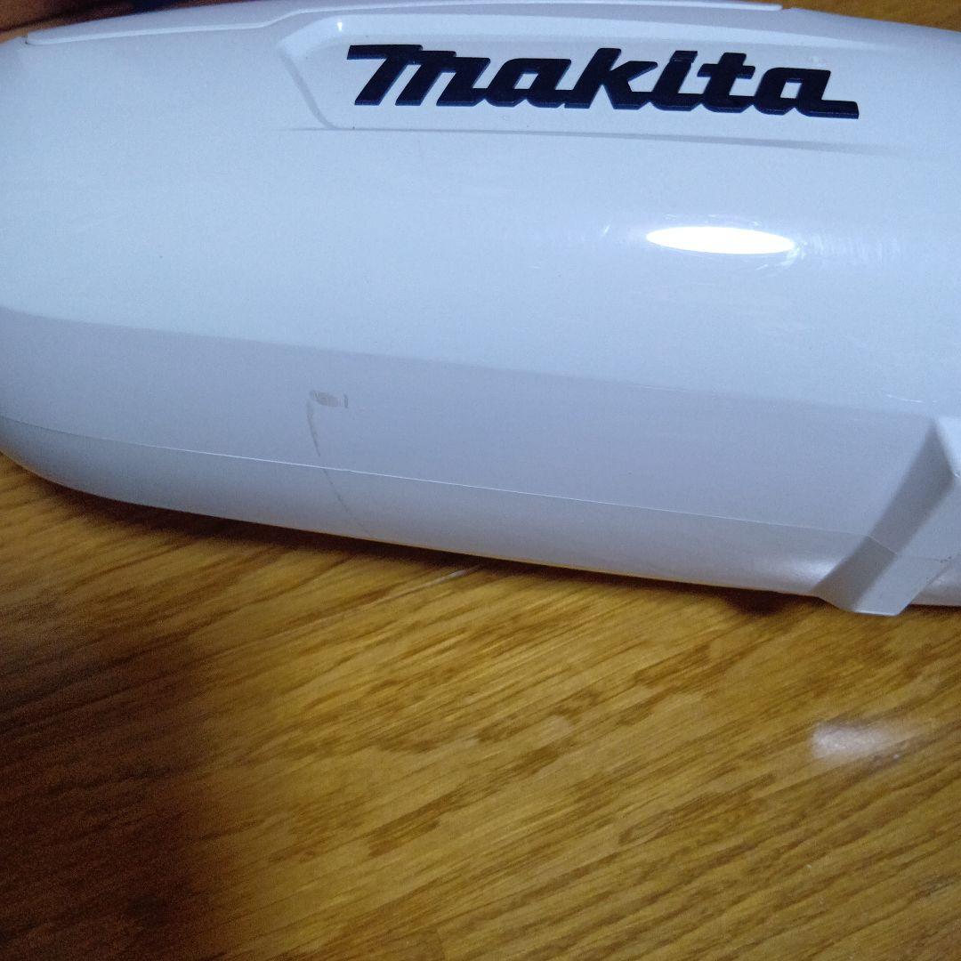 マキタ　コードレス掃除機　CL107 紙パック式　おまけ紙パック替と　収納立掛