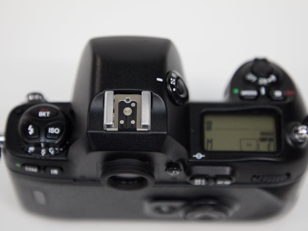 NIKON F１００ フィルムカメラ